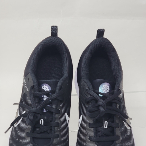 Nike Youth Size 6Y Downshifter 12 Running Shoes DM4194-003 Black White New - Picture 9 of 10